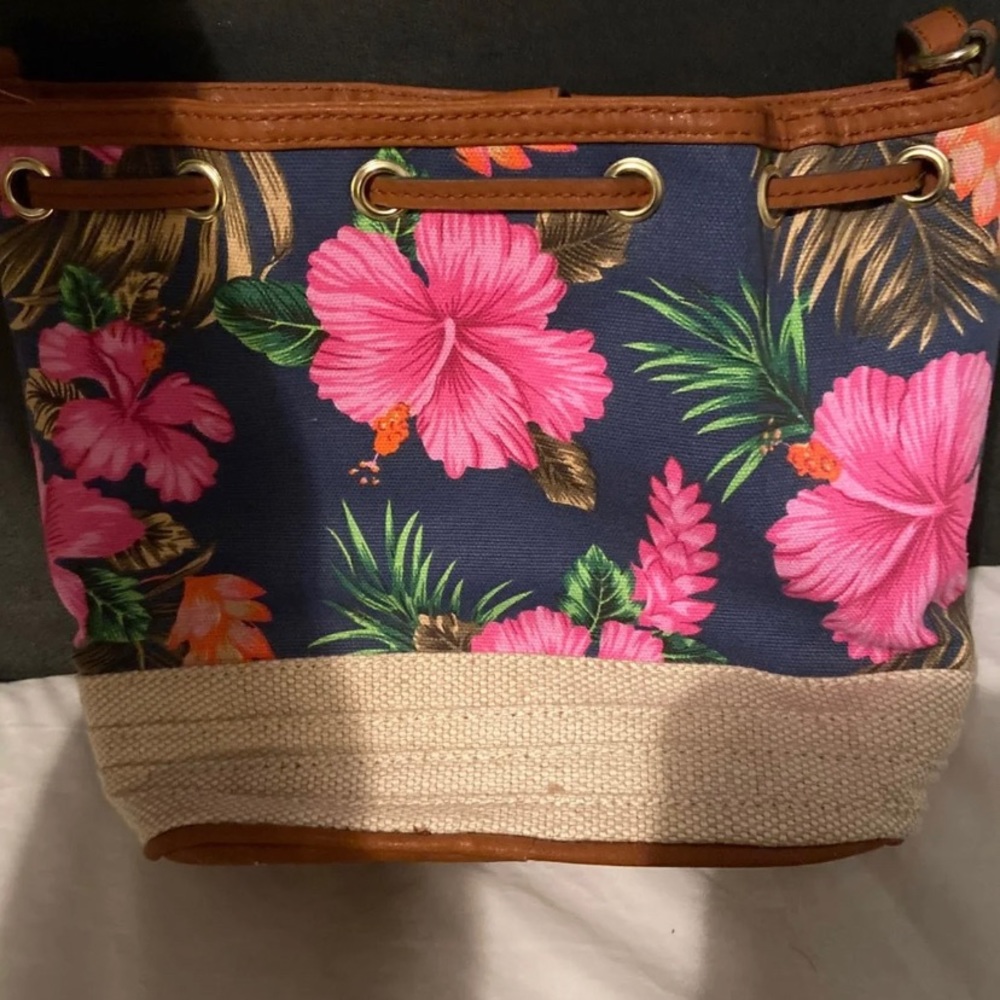 Cross body bag